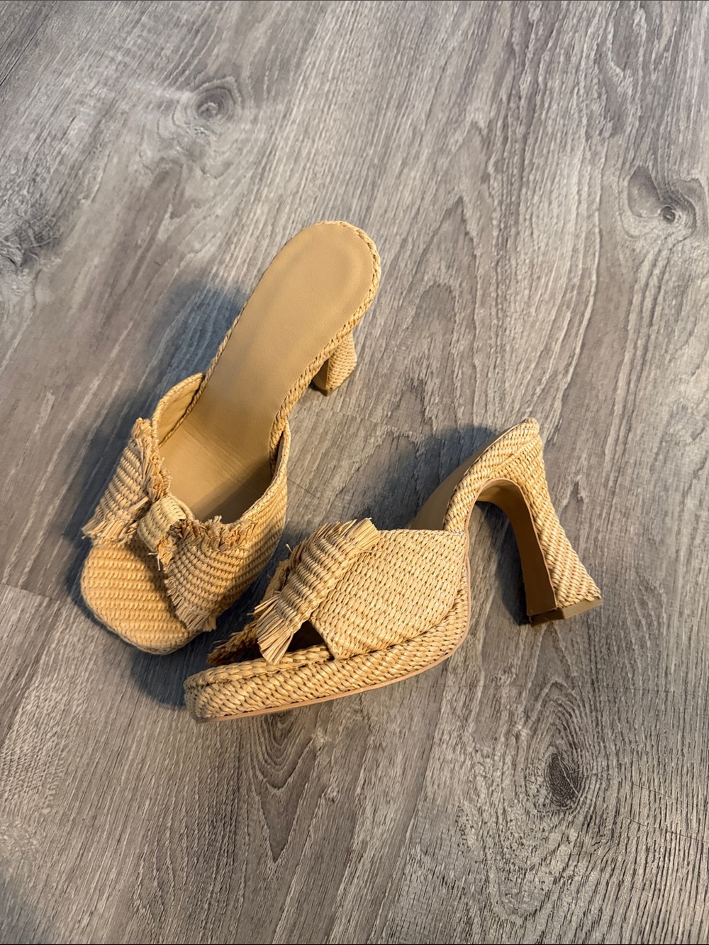 Woven Open-Toe Heeled Mules in Natural Tan boho straw bow summer 9